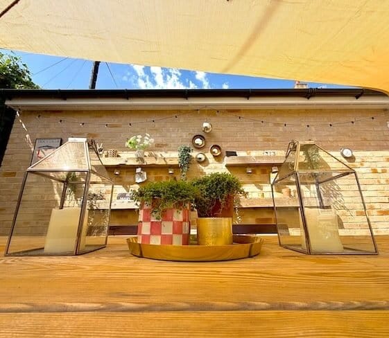 Designing the Ultimate Outdoor Room for Summer Summer Table